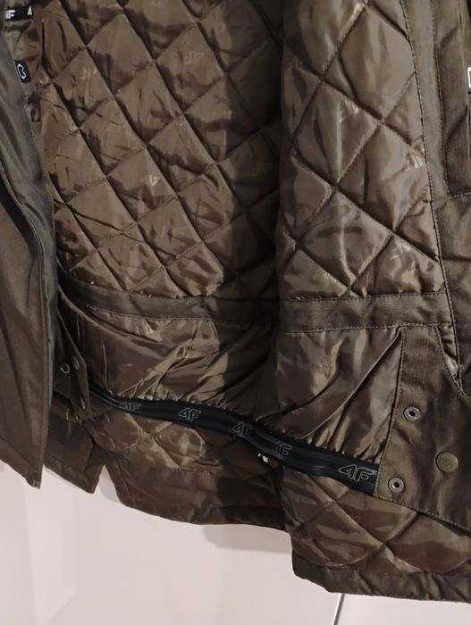 Zimowa kurtka damska 4F rozmiar XS parka