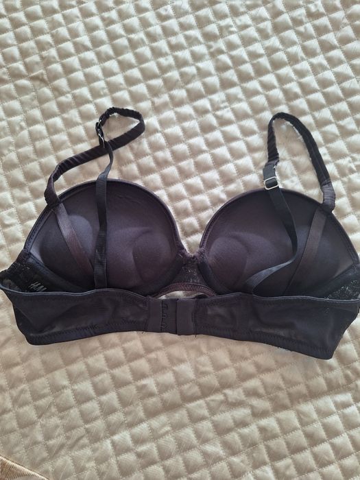 Biustonosz damski H&M cekiny 75A/34A