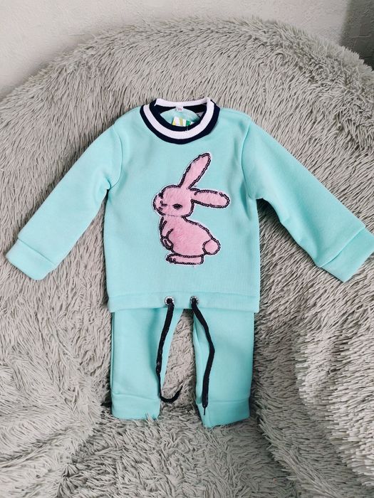 Детский костюм новый