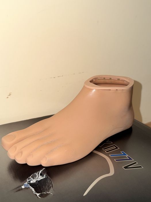 Продам протез стопи ottobock