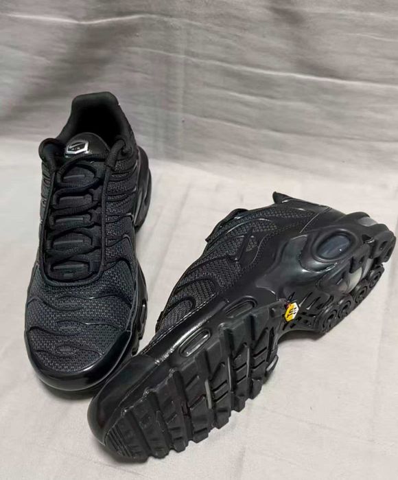 Nike_Air _Max_TN_Plus_Black_ Rozmiar.40