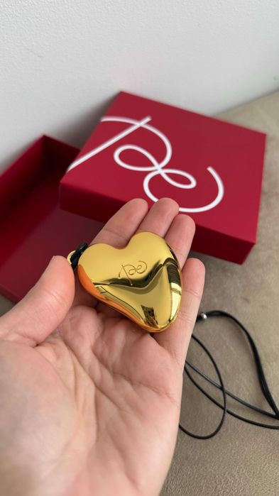 Жіноча підвіска дзеркальце від бренду poelle