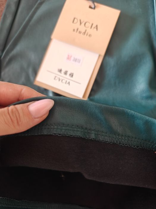 Шорти з еко-шкіри