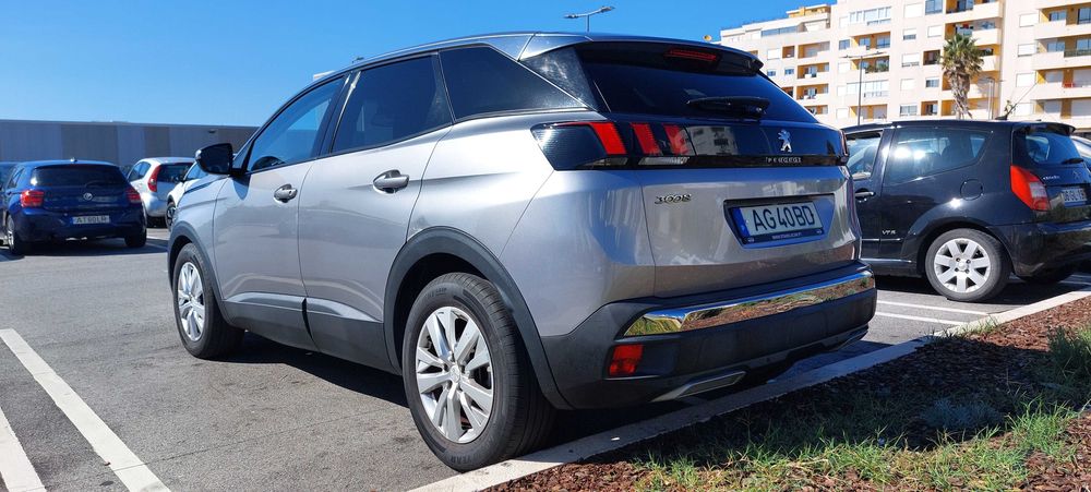 Peugeot 3008 II 1.6 BlueHDi 120 Allure – 2018