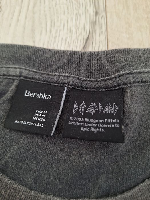 Koszulka, marki Bershka, rozmiar M, Def Leppard