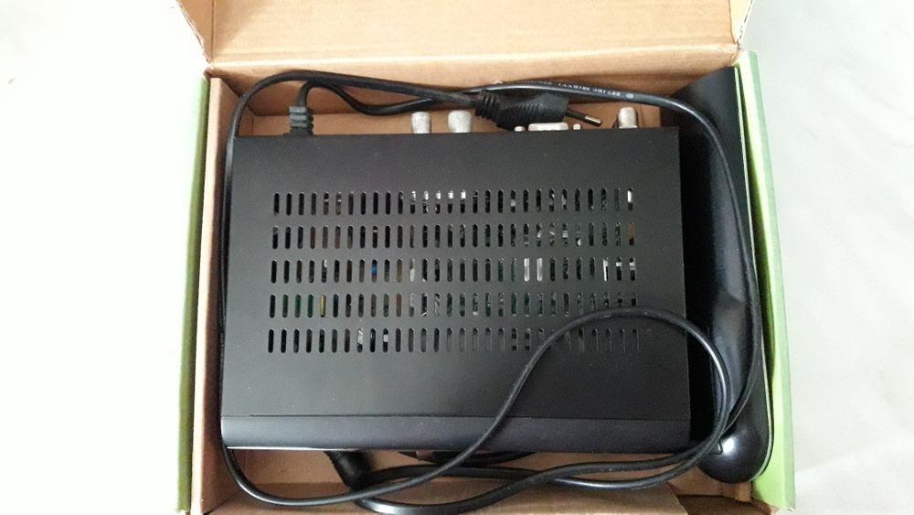 Супутниковій тюнер Q-Sat