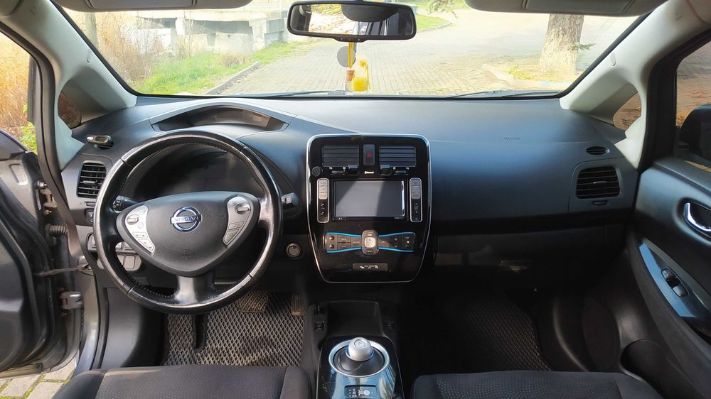 Nissan Leaf 2014