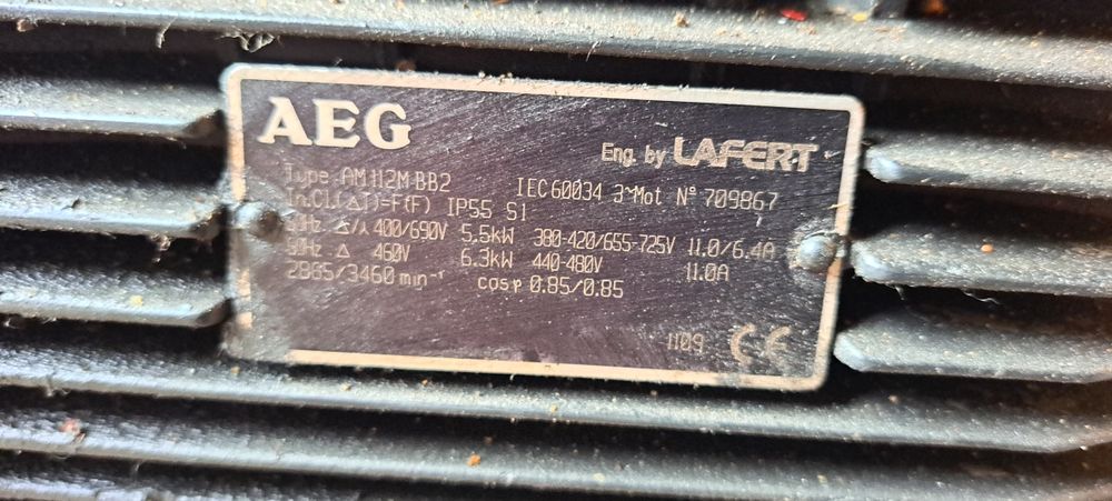 Motor  trifásico AEG