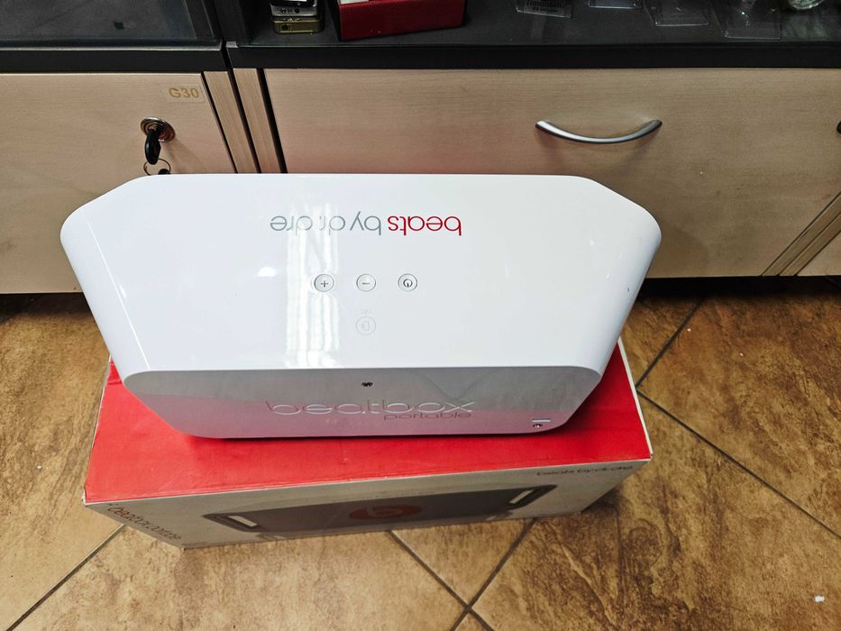 Beats by Dr. Dre Beatbox Portable