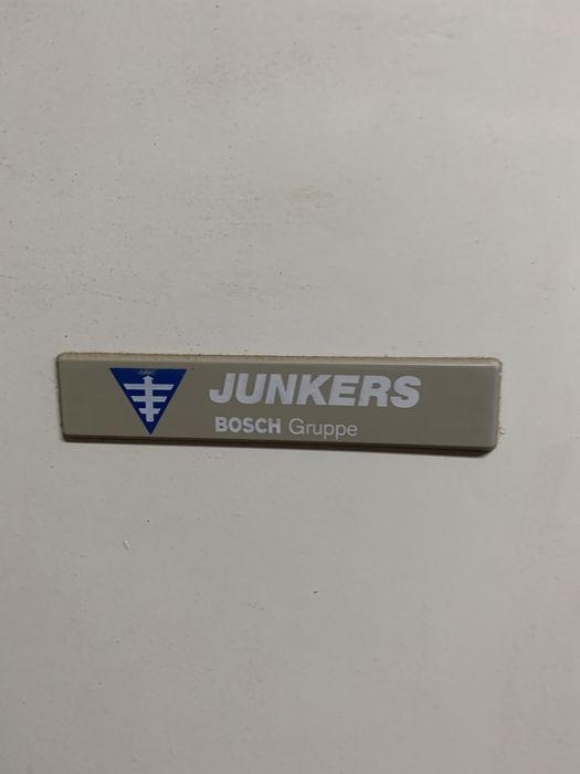 Junkers Bosch. Розширювальний бачок, насос і тд.