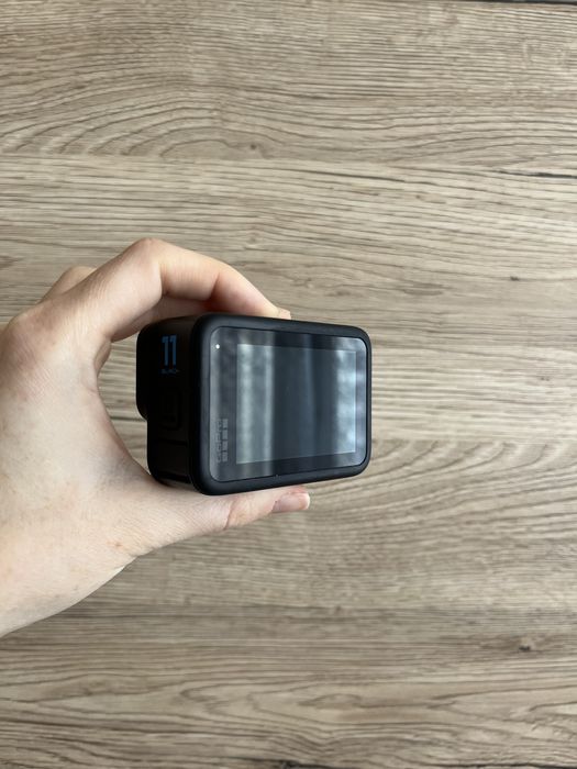 Камера GoPro 11 с комлектом оригинальных аксессуаров + карта памяти