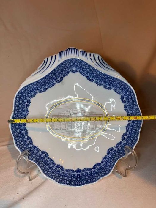 2 pratos decorativos OR / Vista Alegre – Quinta da Penha Longa