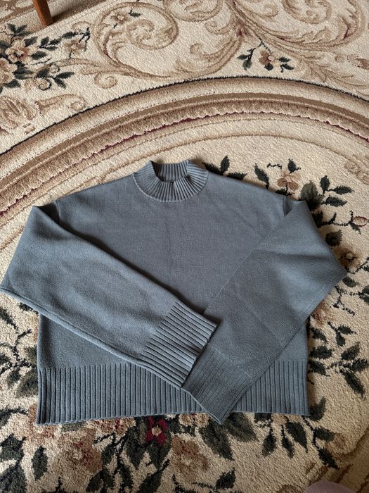 Класні теплі светри ( в оголошенні 3 варіанти)