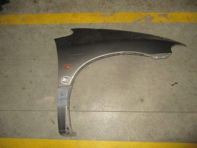 Guarda-lamas direito CHRYSLER Voyager / Grand Voyager III (GS)