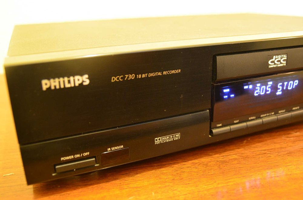Leitor de cassetes DCC digitais e analógicas Philips DCC 730