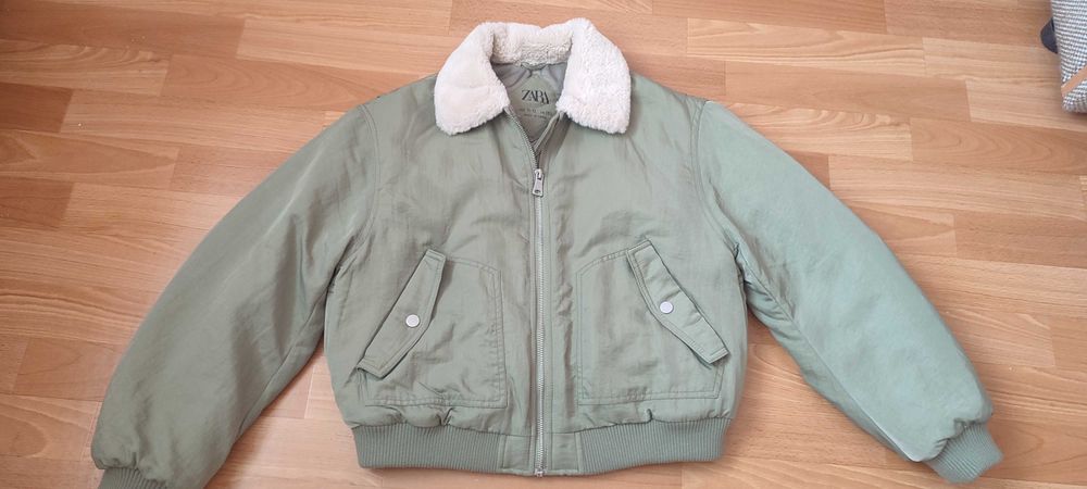 Куртка zara для дівчинки