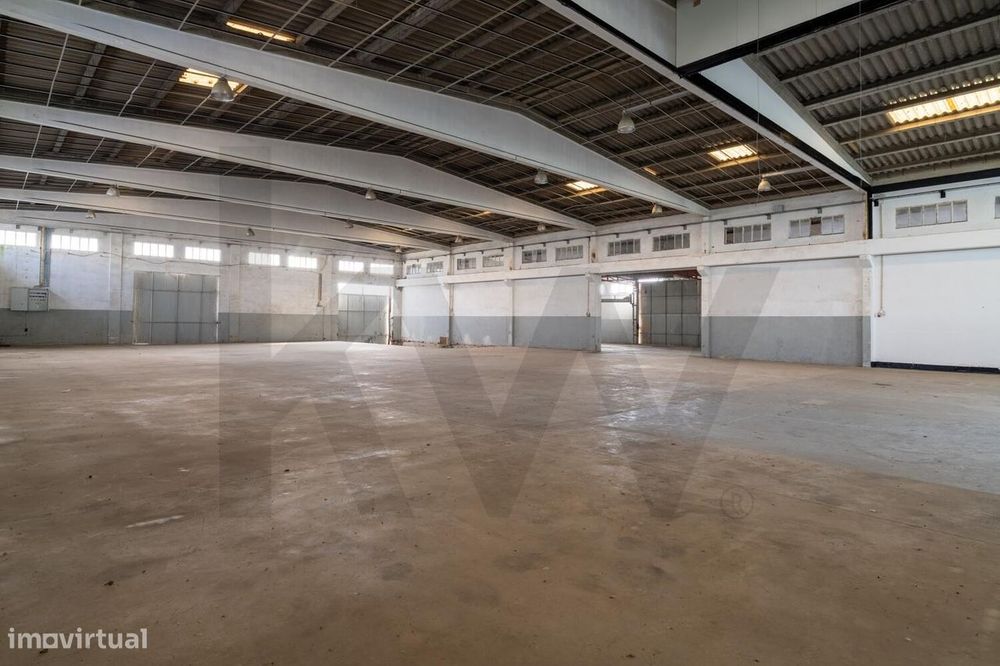 Armazém Industrial com Potencial de Ampliação | Beloura – Sintra