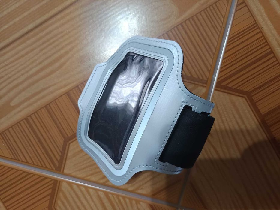 Bolsa para Braço ,USADA COMO NOVA !