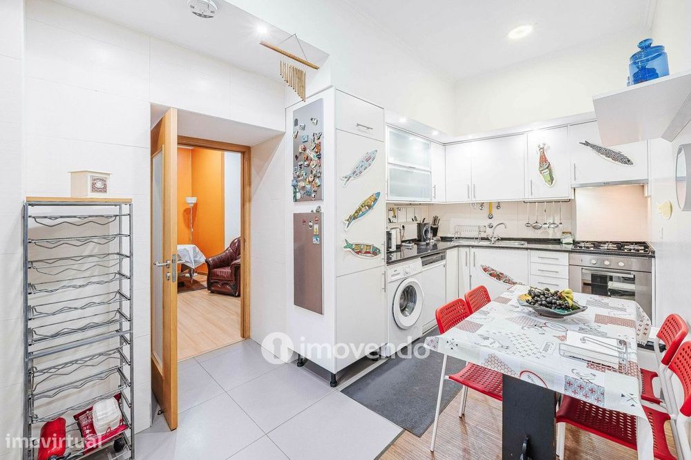 Apartamento T3 remodelado, mobilado e equipado, no centro de Lisboa