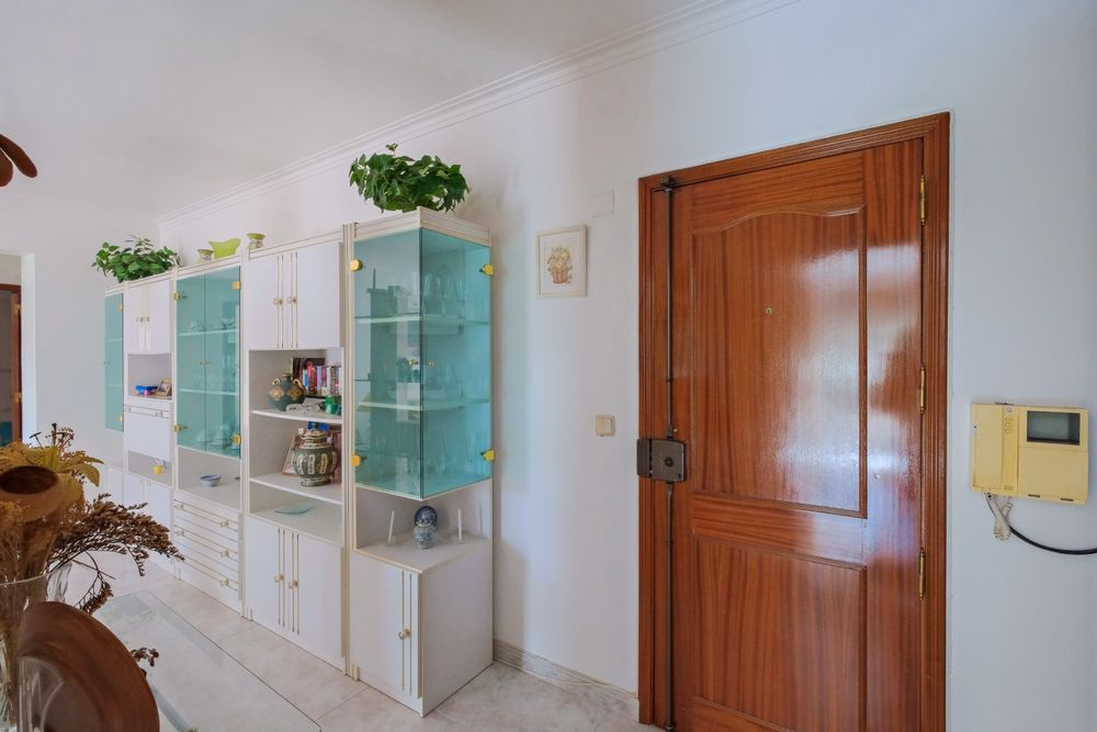 Móvel de Sala Branco