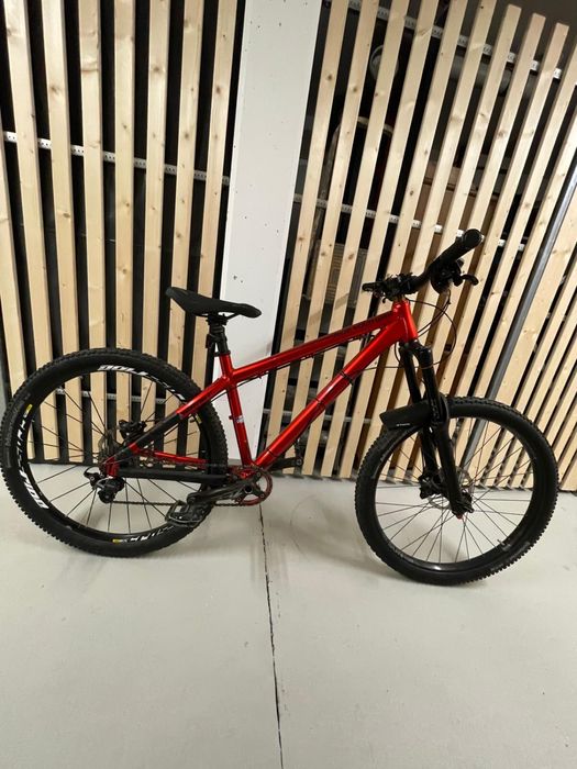 Dartmoor hornet yari dh slx saint zee