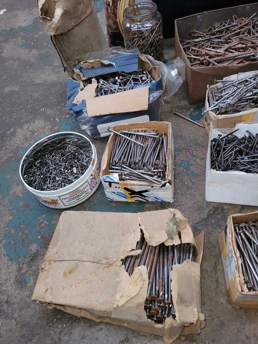 Pregos varios medidas