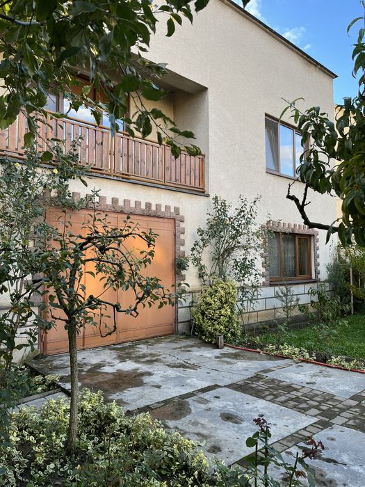 Дім 232 м2 приват ділянка 7 сот Берегово Бем Йожефа 62-A