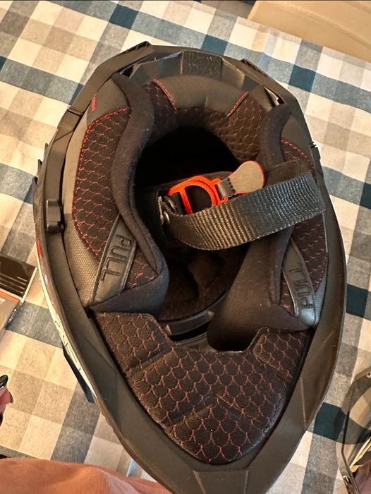 Capacete Ls2 Explorer carbon