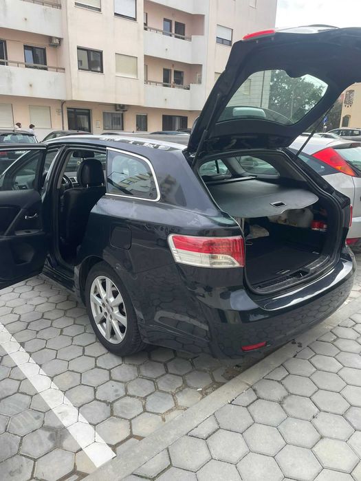 Carro usado, Toyota Avensis