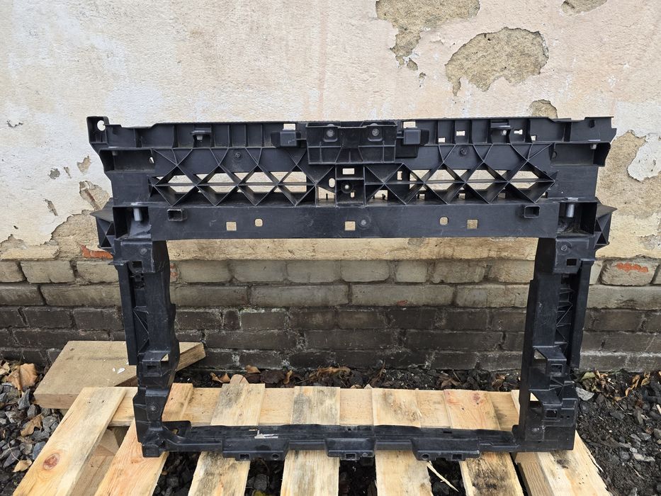 Seat  ateca pas przedni