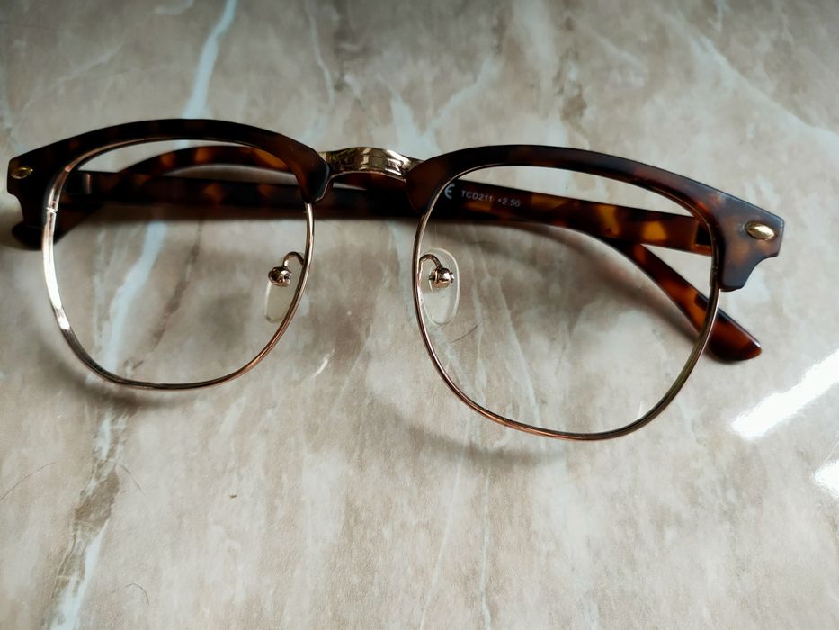 Oprawy Okularowe Optimax