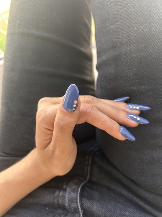 Faço unhas, bom preço