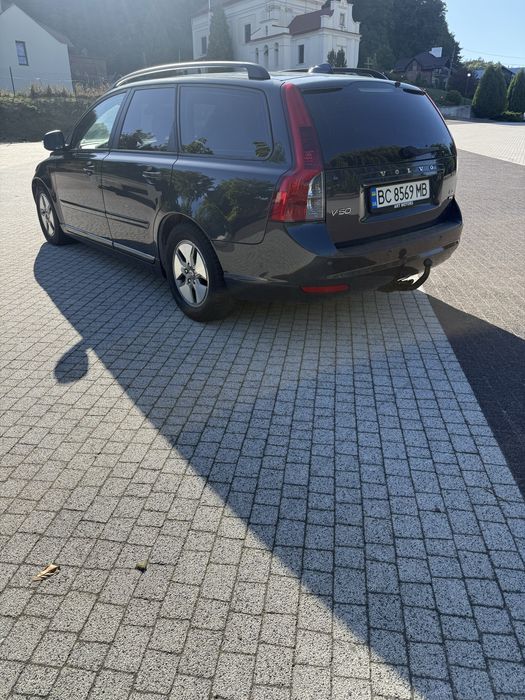 Volvo v-50. Вольво v-50