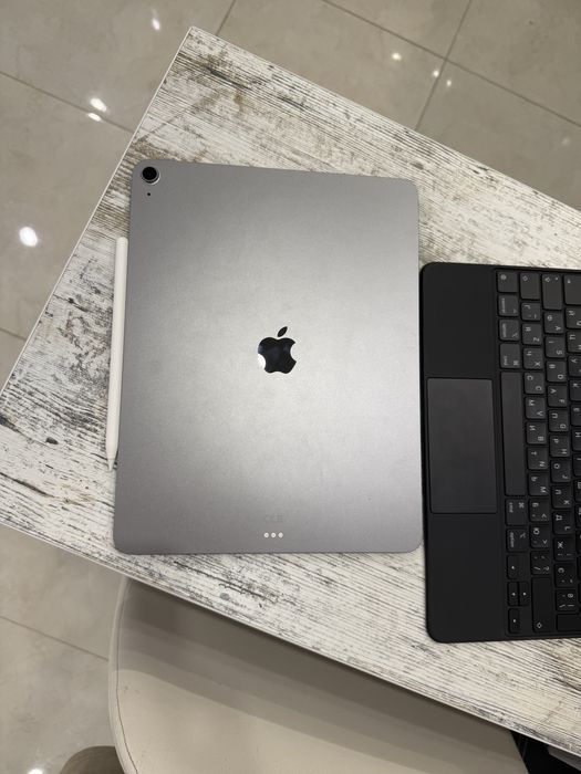 Ipad air M3 128gb space gray + apple magic keyboard + apple pencil