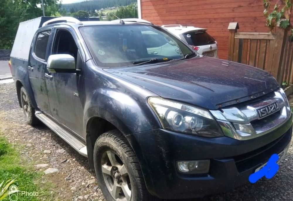 Разборка Isuzu D-Max 2012 - 2017 г. 2.5 , 3.0 запчасти Isuzu D-Max