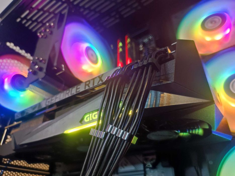 PC Gaming Ryzen 5500X3D • RTX 3080 • 16GB 3600MHz • 1TB SSD • ARGB • Lian Li