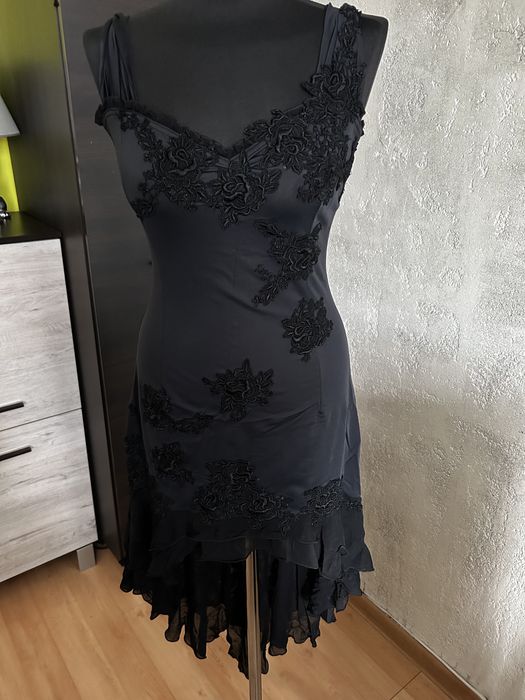 Sukienka czarna gipiura  z tiulem impreza studniowka