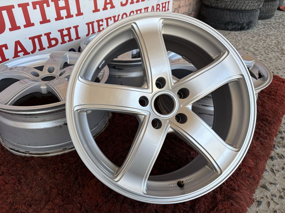 Mazda Kia Hyundai Mitsubishi Renault Nissan R18 5x114,3