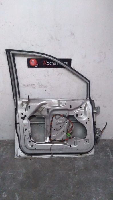 Porta Frente Esq Chrysler Voyager Iii (Rg, Rs)