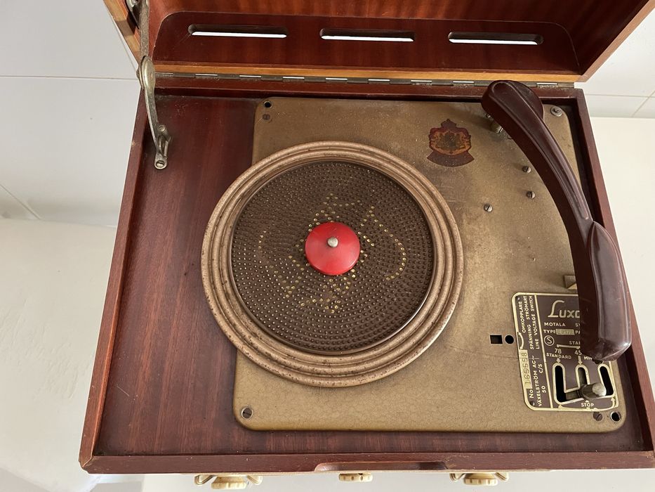 Radio gramofone luxor