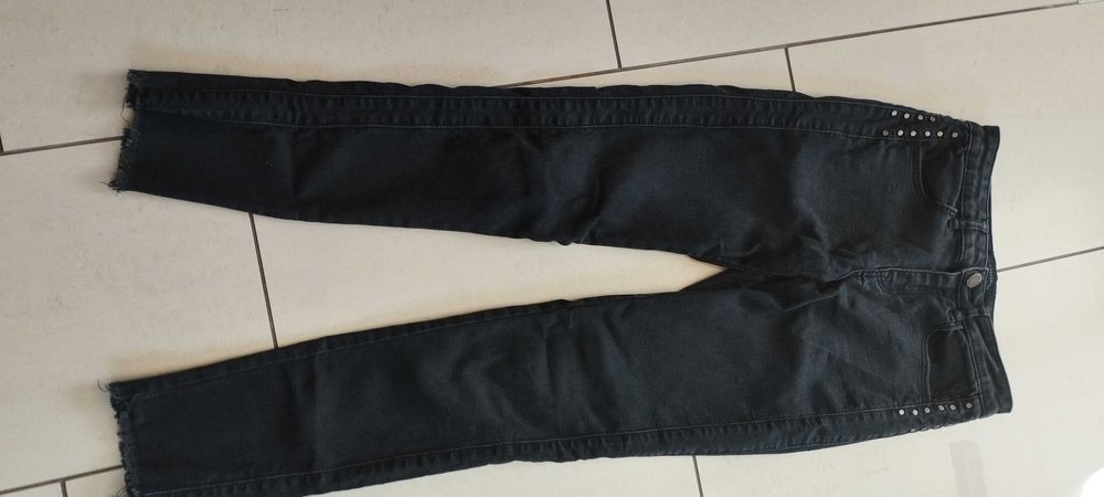 Jeansy damskie marki Reserved R.36