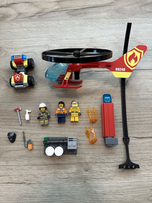 LEGO City 60248 Helikopter strażacki leci na ratunek