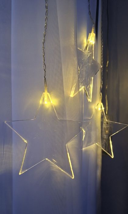 Kurtyna świetlna gwiazdki LED girlanda 100cm