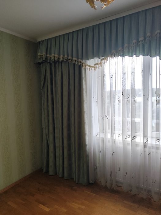 Продаж 3-кімнатної квартири з ремонтом  в  Маневичах