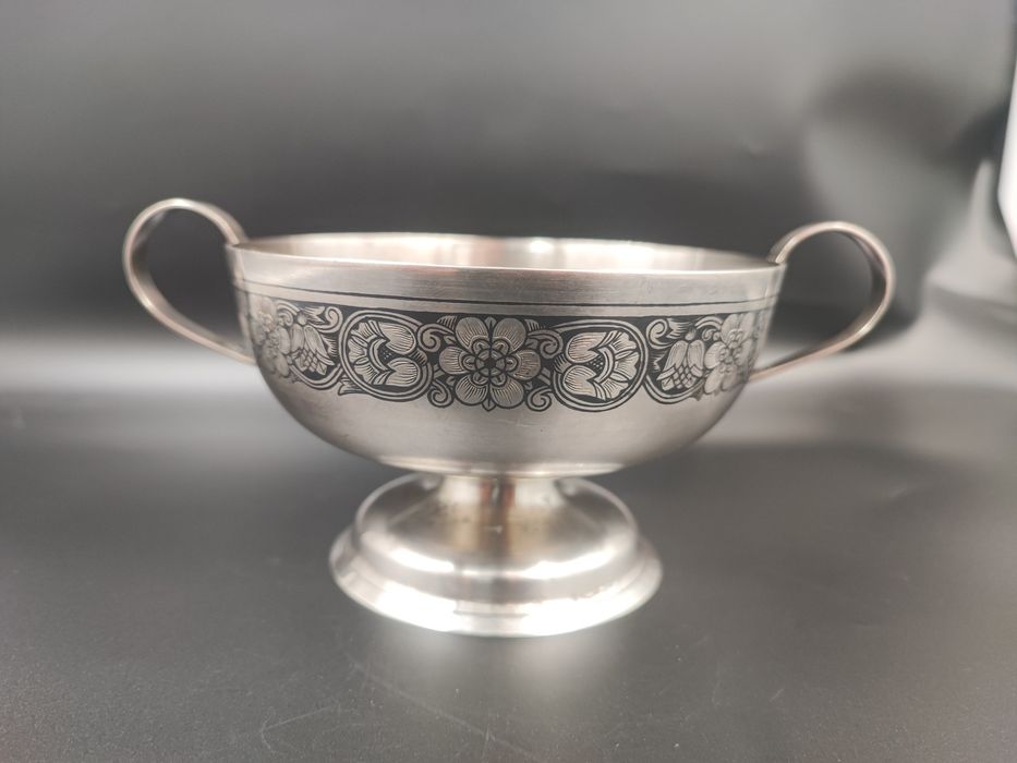 Срібна цукерниця "Північна чернь" - прикрашено квітками