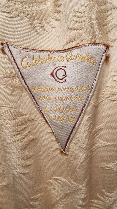 Sofa antigo em voludo