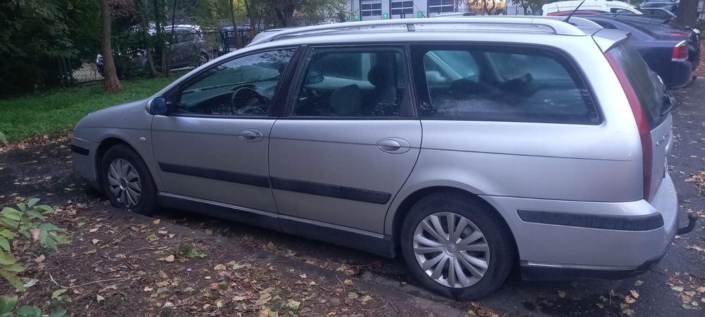 Komfortowe i ekonomiczne auto bez rdzy w automacie