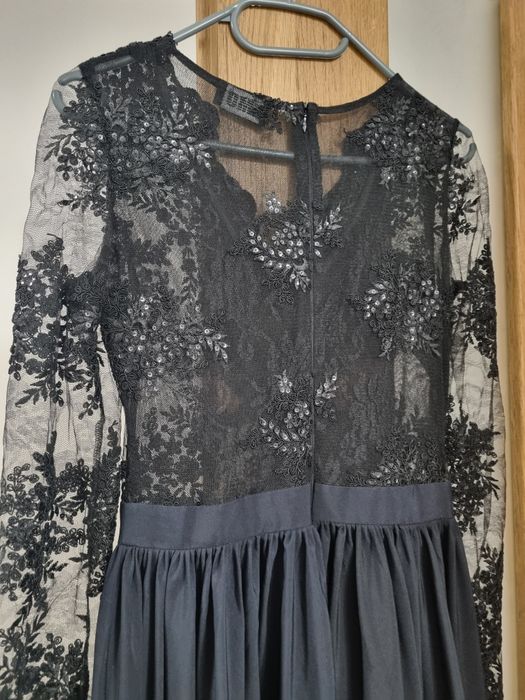 Elegancka granatowa sukienka