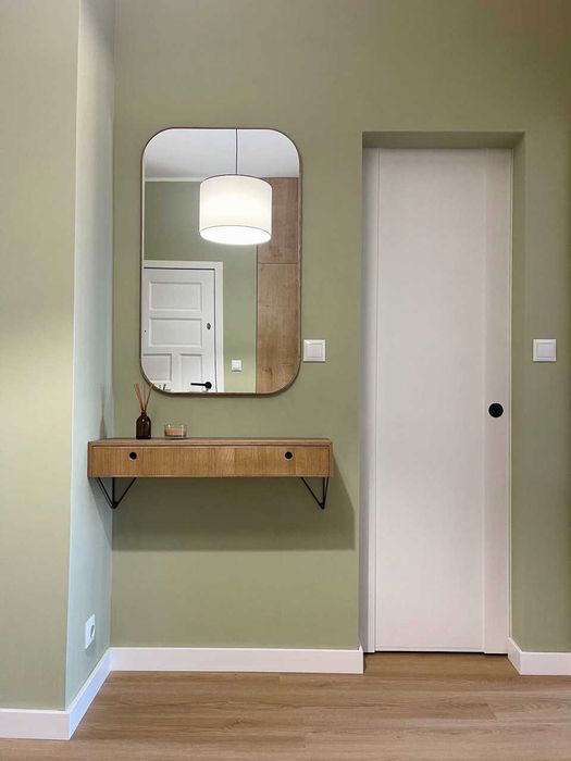 Apartamento luminoso e totalmente renovado, pronto a habitar.