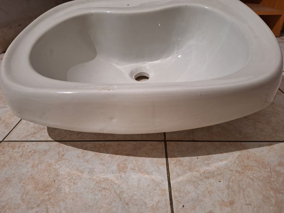 Умивальник (52 см×45 см)